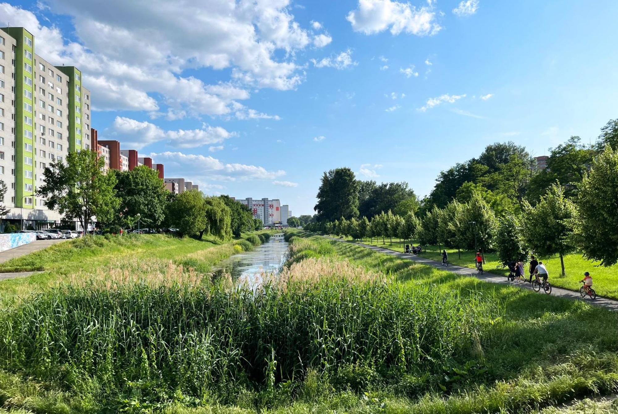 Air-Conditioned Studio, Close To City Centre & Tram Stop Bratislava Eksteriør bilde